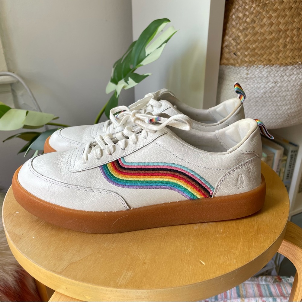 Hush Puppies Pride Sneaker Size Women’s 8